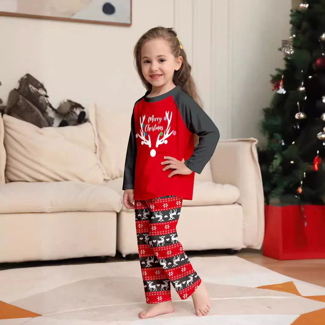 Christmas Reindeer Cartoon Letter Print Long Sleeve Pajama Set