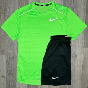 Nike Miler & Dri-Fit Set - Tee & Shorts - Green Strike / Black